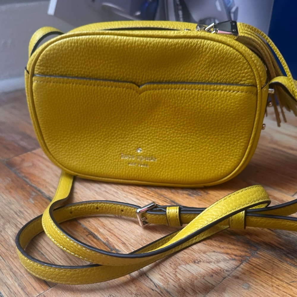 Kate Spade kourtney camera bag